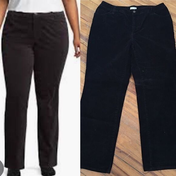 St. John’s Bay Black Velvet stretch jeans! - Picture 1 of 3